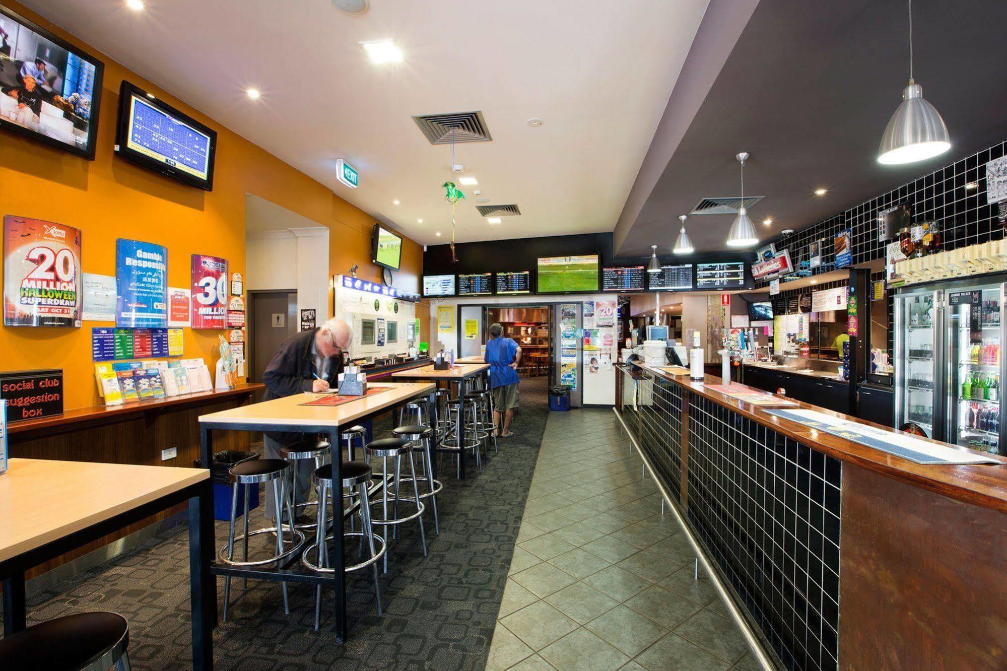 Nightcap At Playford Tavern Elizabeth Exterior photo