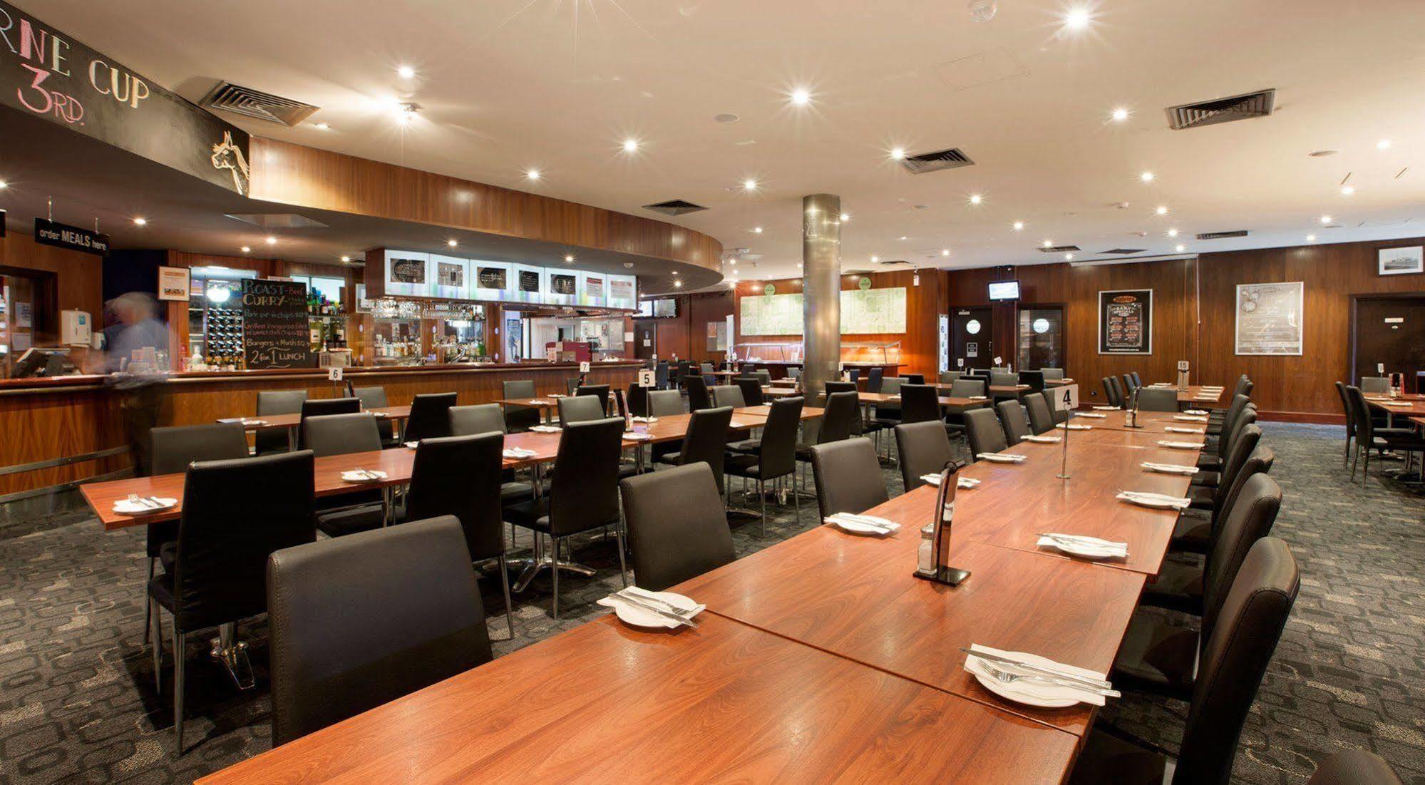 Nightcap At Playford Tavern Elizabeth Exterior photo